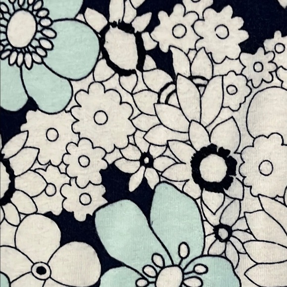 Talbots Women's Floral Print Top - White and Blue Excellent Condition - Picture 3 of 6